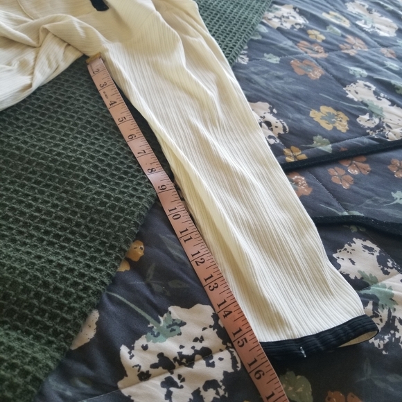 Gelato Beiyan | (2) PJ Set - Picture 10 of 16